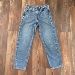 American Eagle Mom Jean High Waisted Medium Wash Stretch Blue Denim 6 Regular